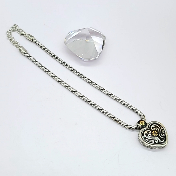 Brighton "FONTINA HEART" Reversible w Enamel & Scrolled Details! Rare & Retired! - Picture 4 of 10